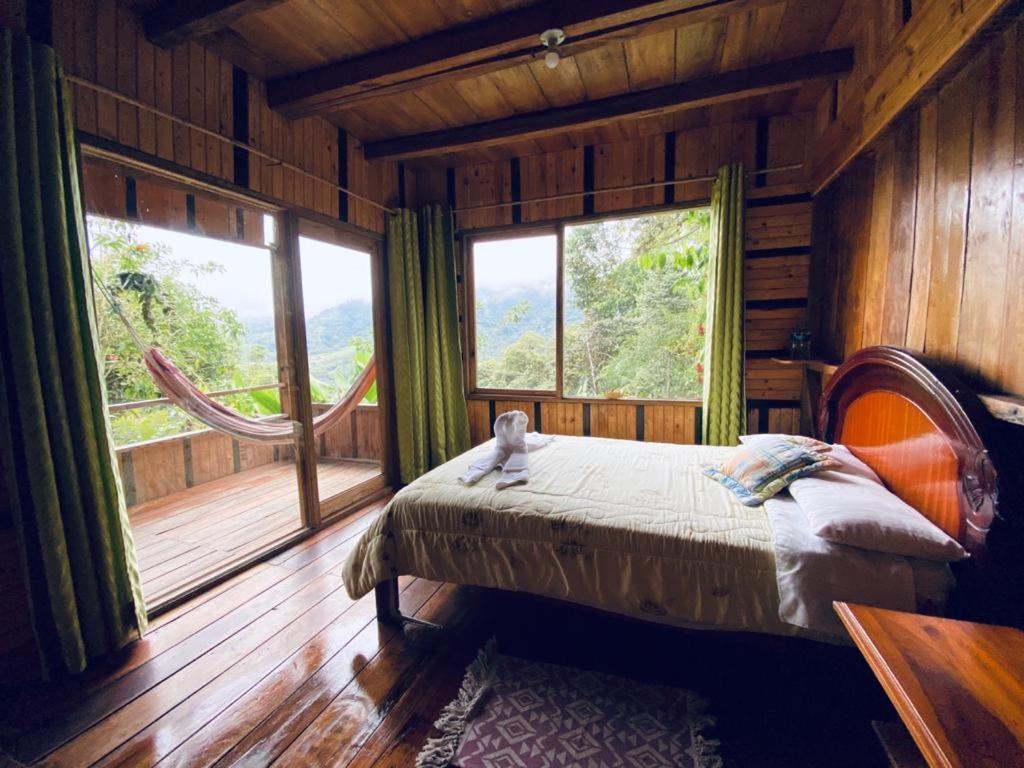 ミンド Eden Treehouseヴィラ エクステリア 写真
